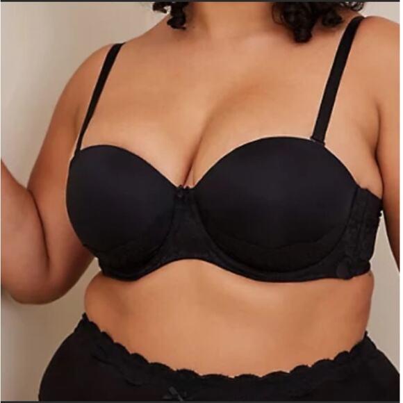 NEW Torrid Curve Black Strapless Multiway Bra Size 50C - Picture 1 of 8
